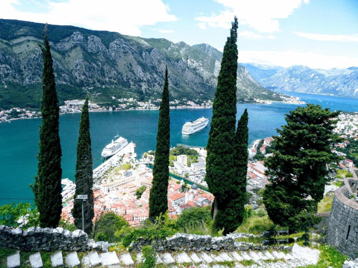 La Dolce Vita Apartment Kotor Exterior foto